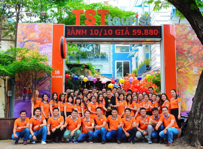 Công ty cổ phần dịch vụ du lịch và thương mại TST